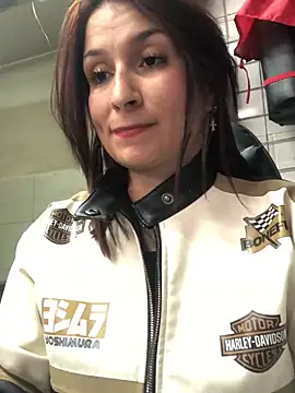 Paula382023 online show from 02-17-25, 06:26