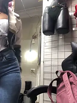 Paula382023 online show from 02-24-25, 06:47