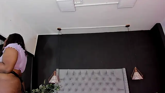 Tammy  vega  online show from 01-07-25, 03:57