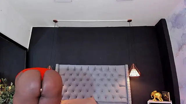 Tammy  vega  online show from 01-08-25, 03:51