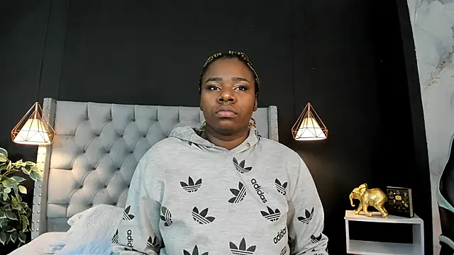 Tammy  vega  online show from 02-12-25, 03:51