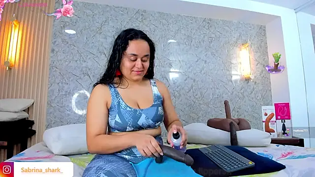 sabrina shark  online show from 10-16-25, 02:45