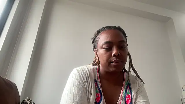 ChocolateCakeQueen online show from 11-14-25, 01:54
