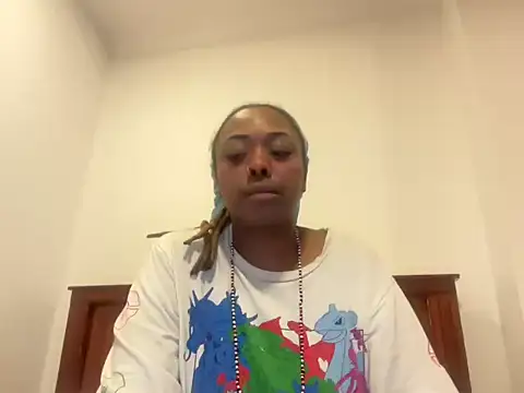 ChocolateCakeQueen online show from 11-22-25, 01:15