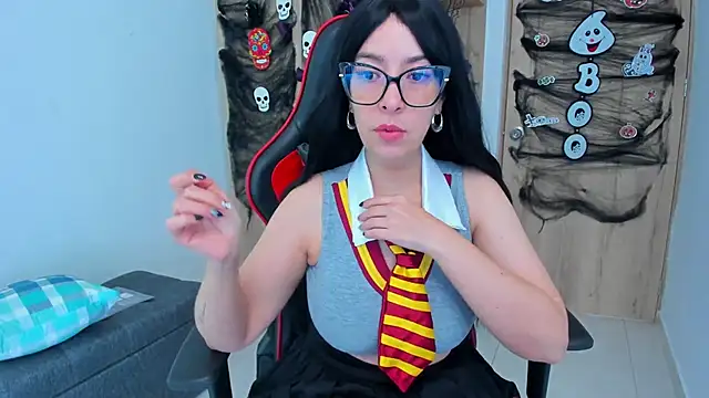  amanda seyfried19 online show from 10-29-25, 05:14