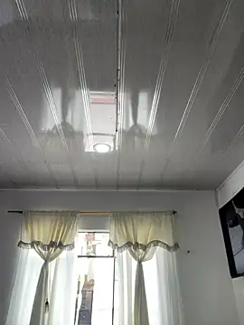 Snapshot of hannahb-e chatting on 03-16-26, 04:55 hannahb-e online show from 03-16-26, 04:55