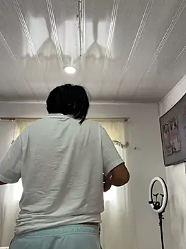 Snapshot of hannahb-e chatting on 03-30-26, 05:36 hannahb-e online show from 03-30-26, 05:36