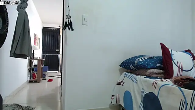 AlinaWoolf  online show from 10-31-25, 04:08