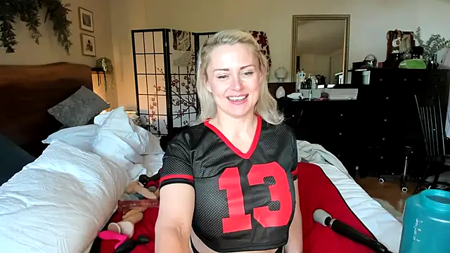 Snapshot of AlwaysAffirming chatting on 10-25-25, 04:46 AlwaysAffirming online show from 10-25-25, 04:46