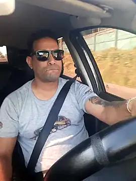 Snapshot of hecwil8 chatting on 10-03-25, 11:51 hecwil8 online show from 10-03-25, 11:51