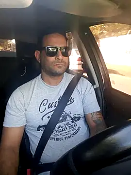 Snapshot of hecwil8 chatting on 11-17-25, 11:38 hecwil8 online show from 11-17-25, 11:38