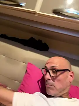 gigetto1977 online show from 01-06-26, 03:05