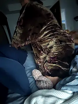 Snapshot of CeceilaMoon chatting on 02-07-26, 02:43 CeceilaMoon online show from 02-07-26, 02:43