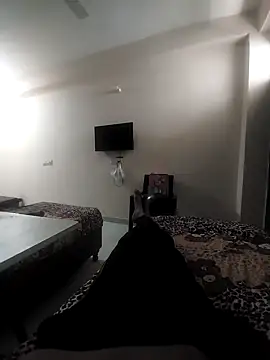 amitdeb143 online show from 10-22-25, 07:19