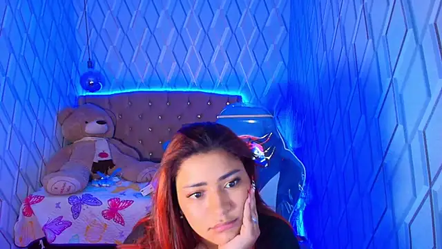 NicolleTaylor online show from 11-10-25, 03:38