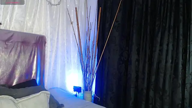 megan lover online show from 10-15-25, 01:50