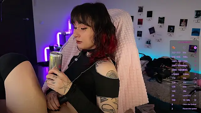 deadlysweet online show from 02-12-26, 02:39