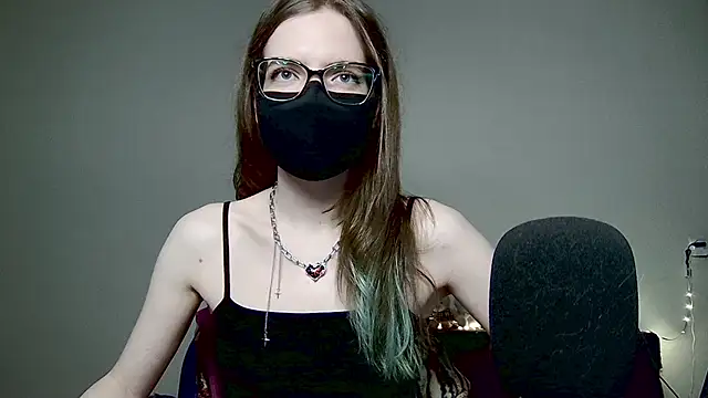 amber candyfloss online show from 11-24-25, 11:26