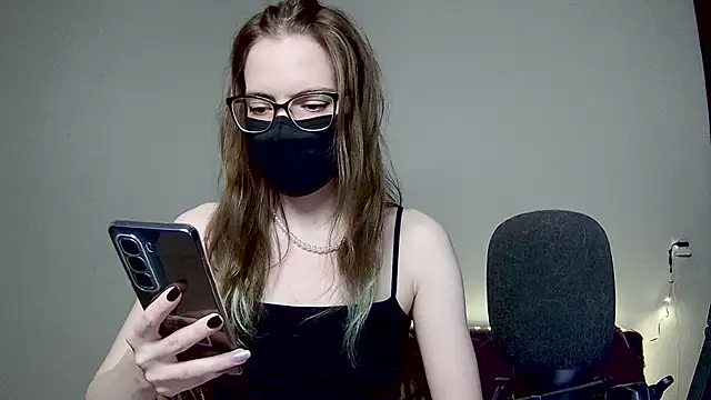 amber candyfloss online show from 12-22-25, 12:51