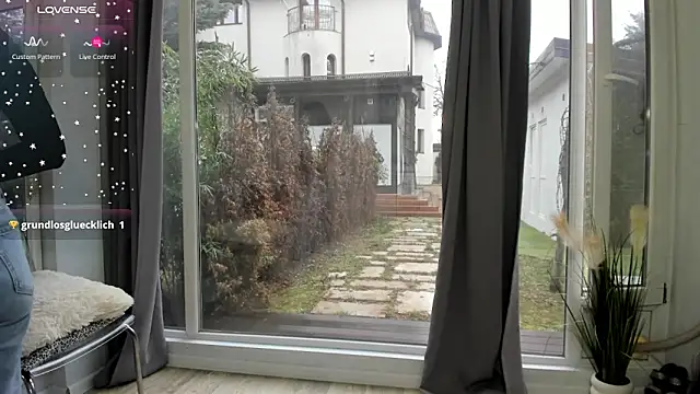 Selena Reeves online show from 03-02-25, 07:32