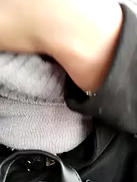 Emily Wane online show from 01-06-25, 04:44