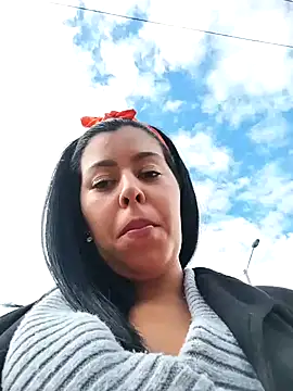 Emily Wane online show from 01-06-25, 07:45