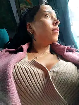 Emily Wane online show from 10-08-25, 04:48