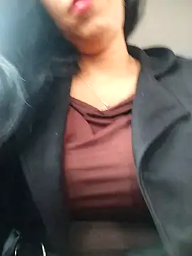 Emily Wane online show from 12-21-25, 03:41