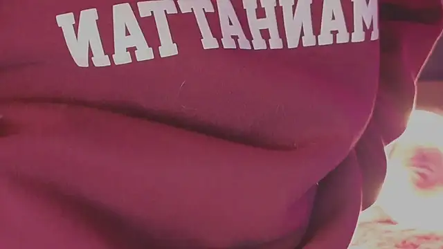 Snapshot of YasmineWest chatting on 09-13-25, 01:27 YasmineWest online show from 09-13-25, 01:27