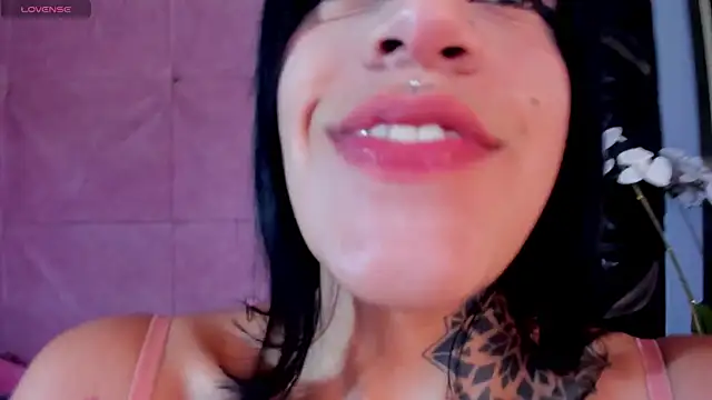 cattleya jensen  online show from 02-06-25, 04:36