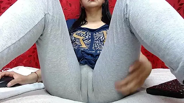 MELANIE SEX69 online show from 10-28-25, 09:28