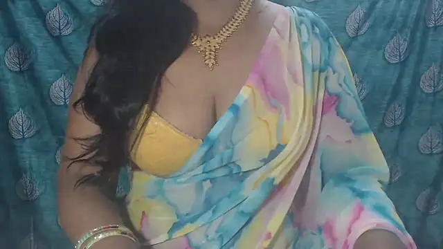 Sophia your online show from 11-26-25, 04:41