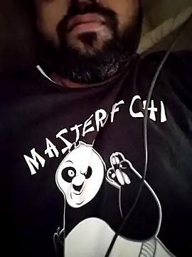 Snapshot of ROCKY15272a chatting on 03-04-26, 08:31 ROCKY15272a online show from 03-04-26, 08:31