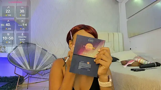 saray mardez online show from 10-14-25, 12:17