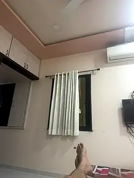 Snapshot of hornyguy271192 chatting on 11-09-25, 08:51 hornyguy271192 online show from 11-09-25, 08:51