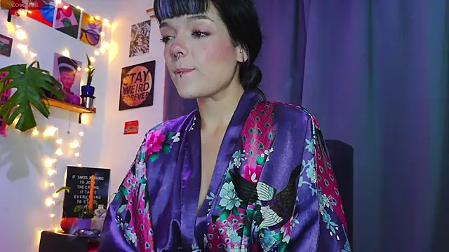 purple em69 online show from 01-21-25, 07:15