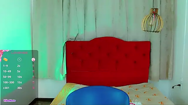 Snapshot of Jessica_smith_1 chatting on 10-18-25, 12:06 Jessica smith 1 online show from 10-18-25, 12:06