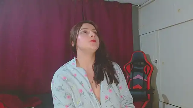 Noamartin  online show from 01-06-25, 04:58