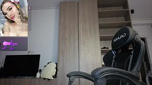 Megan Ros online show from 02-13-26, 05:25