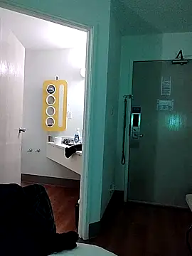 renegade vyxxen online show from 03-06-25, 06:41