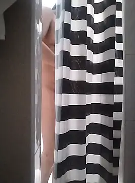 Snapshot of LucifernandaSw chatting on 02-12-25, 06:51 LucifernandaSw online show from 02-12-25, 06:51