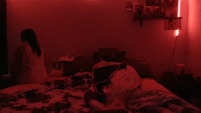 Snapshot of LucifernandaSw chatting on 03-09-25, 06:50 LucifernandaSw online show from 03-09-25, 06:50