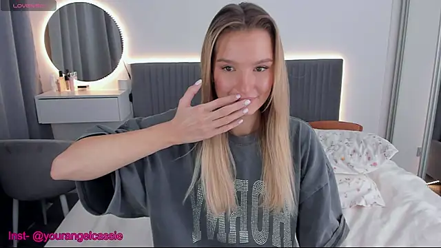 CassieRayss online show from 12-09-24, 03:44