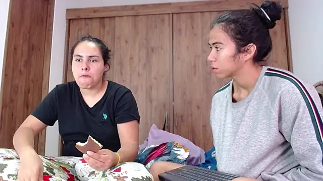 CleoAndAshley online show from 02-14-25, 05:03