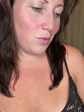 xsexycurvymilf online show from 12-05-24, 07:06