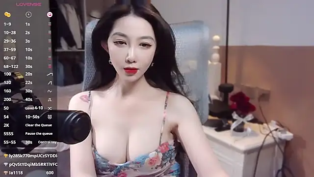 Snapshot of vyizh- chatting on 01-02-25, 08:17 vyizh- online show from 01-02-25, 08:17
