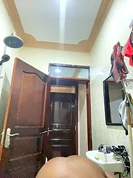 Dellah26 online show from 11-17-25, 01:50