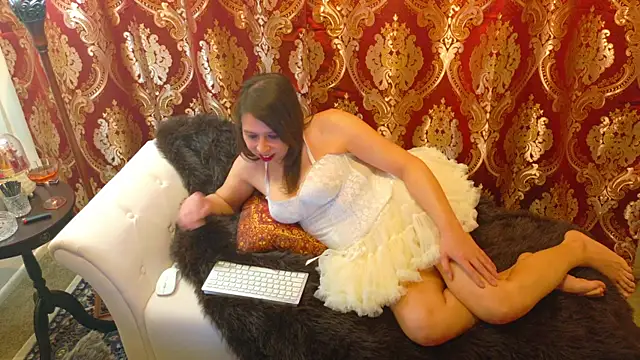 Snapshot of Lily_Leigh1 chatting on 02-27-25, 02:54 Lily Leigh1 online show from 02-27-25, 02:54