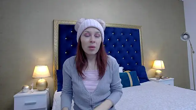 HaileyMoonn online show from 12-13-24, 04:43