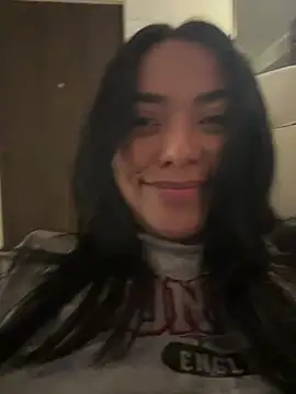 Snapshot of PetitLumiere chatting on 12-30-24, 05:26 PetitLumiere online show from 12-30-24, 05:26